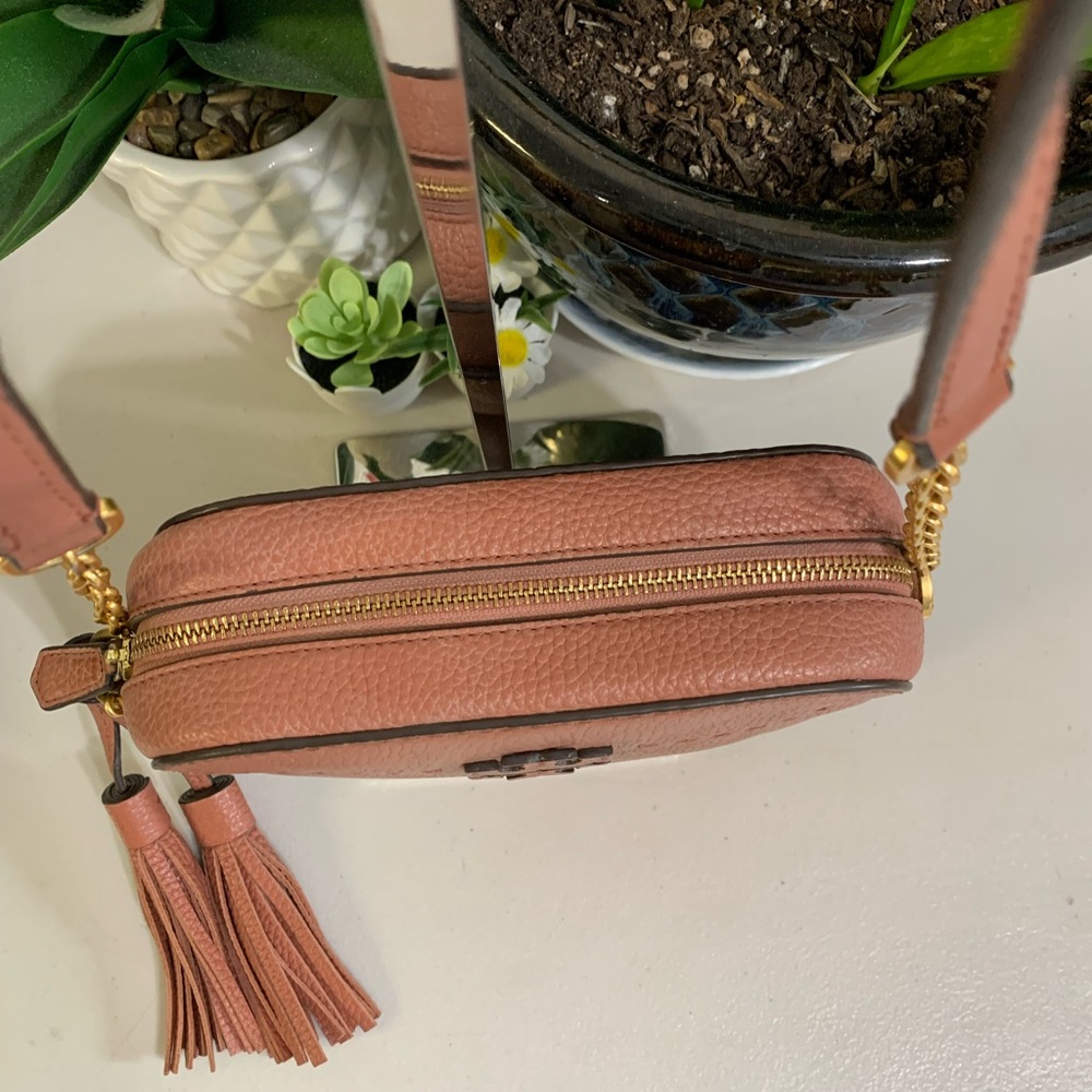 ๐๐ TORY BURCH Crossbody Camera Pink Leather Bag - Picture 5 of 12
